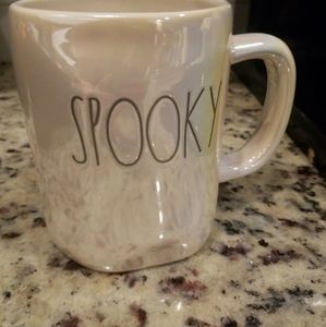 NEW VHTF Rae Dunn WHITE Iridescent SPOOKY  Halloween Mug New 2021 SKULL MUMMY